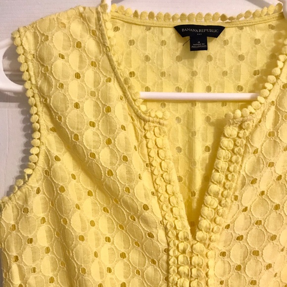 Banana Republic Eyelet Top - Picture 3 of 5